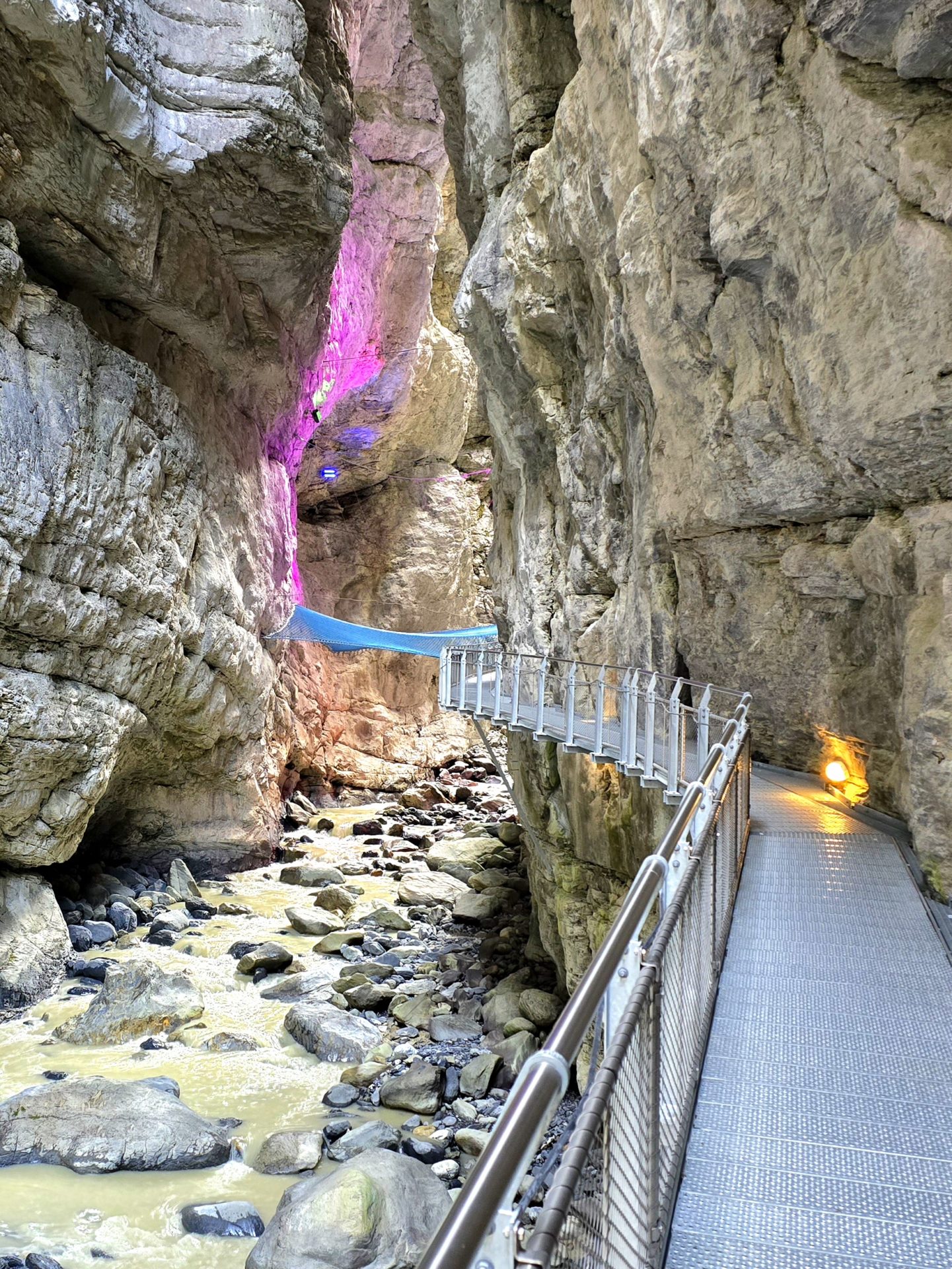 Parking Gletscherschlucht randonnée Gletscherschlucht tarif Gletscherschlucht Prix raquettes à Neige, Randonnée Montagne, randonnée pédestre, Itinéraire randonnée, chemin, parcours GPS, tracé gpx, SwissTopo, randonnée, Suisse-Rando, Schweizer wanderwege, idée de randonnée pédestre en Suisse, randotherapie, randothérapie, randotherapie.fun